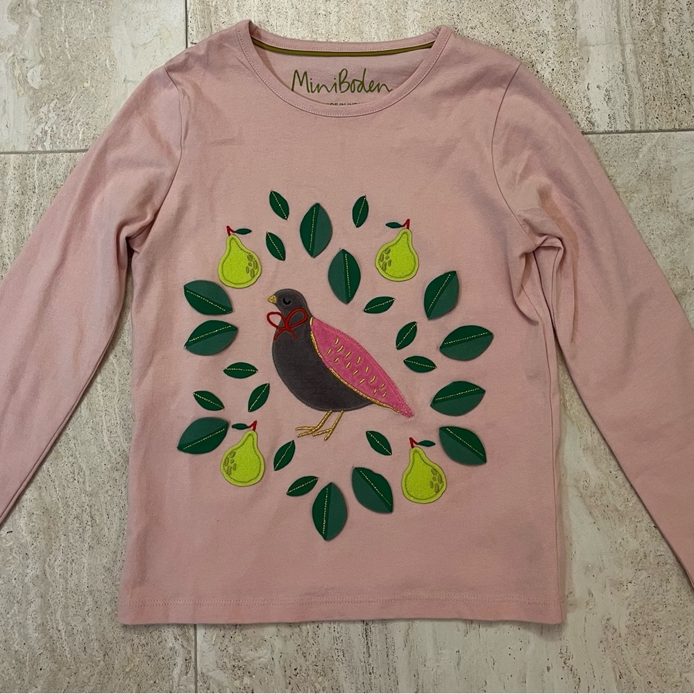 Mini Boden “partridge in a pear tree” long sleeve t-shirt size 7-8Y
